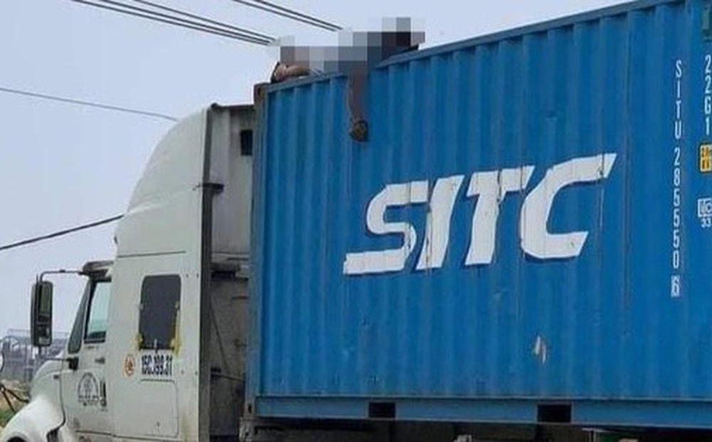 Tài xế container bị điện giật tử vong ở Bắc Ninh