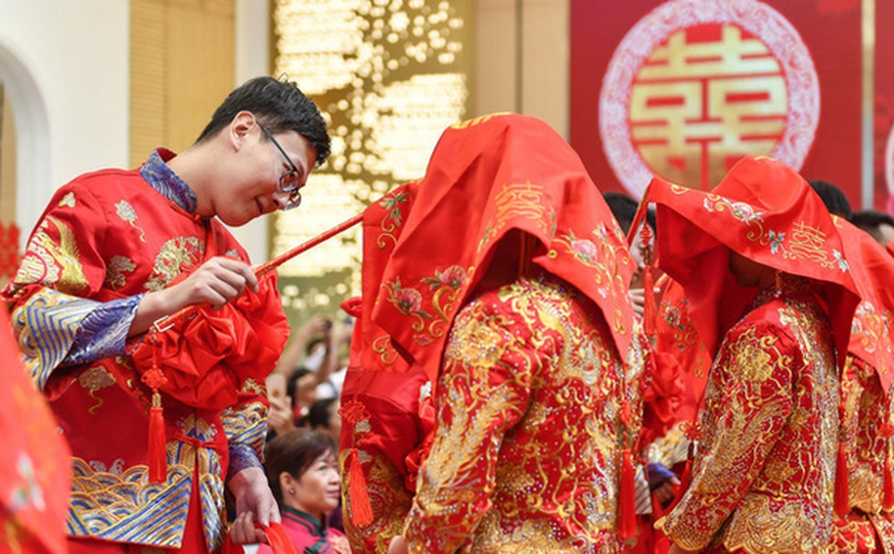 Nở rộ xu hướng gia đình hào môn gả con gái cho trai nhà nghèo ở Trung Quốc