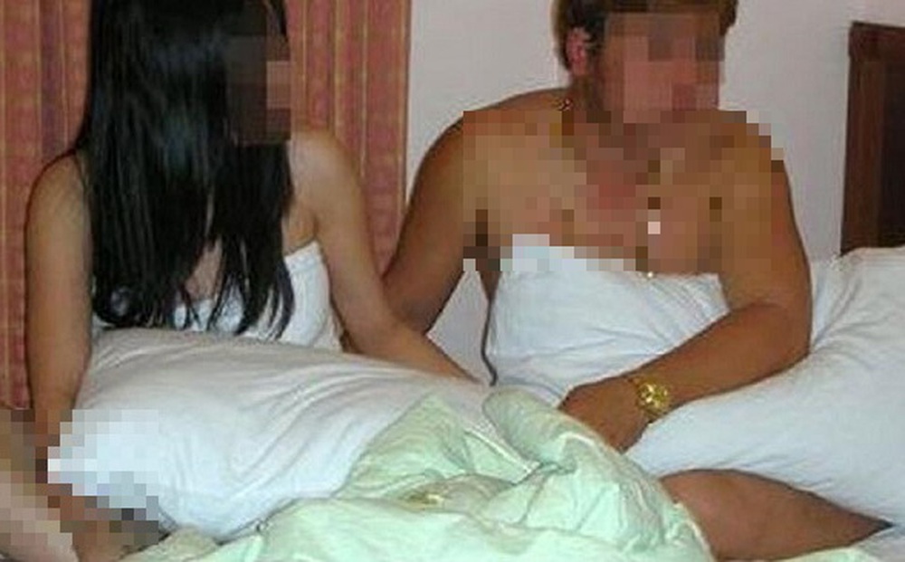 Bắt gian chồng và “tiểu tam” tại giường còn bị dọa ngược, vợ báo ngay cảnh sát vì bị xúc phạm