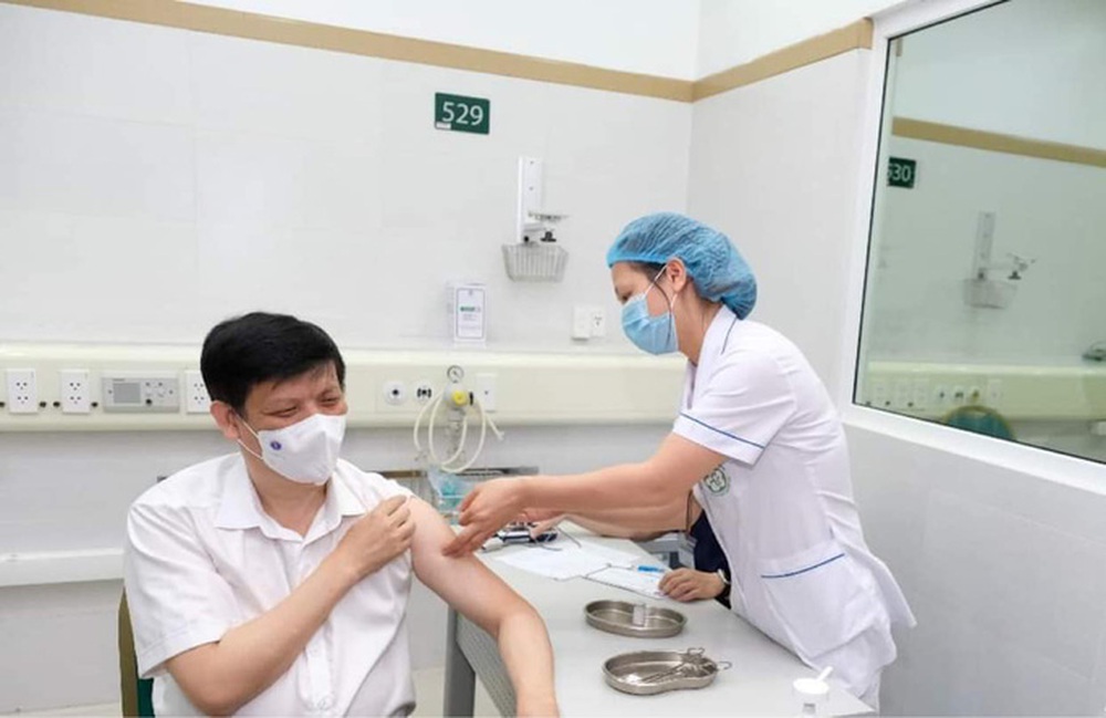Tử vong sau tiêm vắc-xin Covid-19 ở An Giang: Chuyên gia tiêm chủng nói gì? - Ảnh 2.