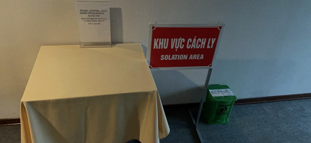 Người cách ly kêu trời vì khách sạn thu 1,2 -1,7 triệu đồng/ngày - Ảnh 2.