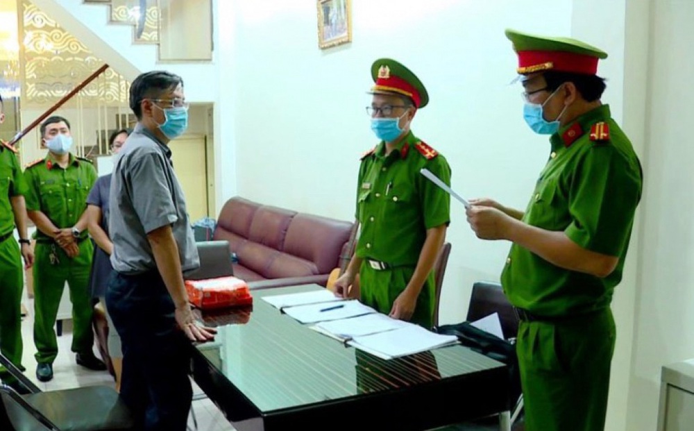 Vì sao 2 cựu Chủ tịch tỉnh Khánh Hòa cùng bị khởi tố, bắt tạm giam?