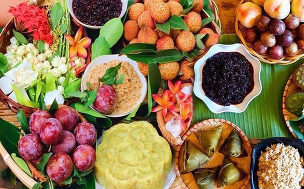 Tết Đoan Ngọ: Cần chuẩn bị những gì, thời gian cúng chuẩn nhất và báo giá đồ lễ cho gia đình bận rộn
