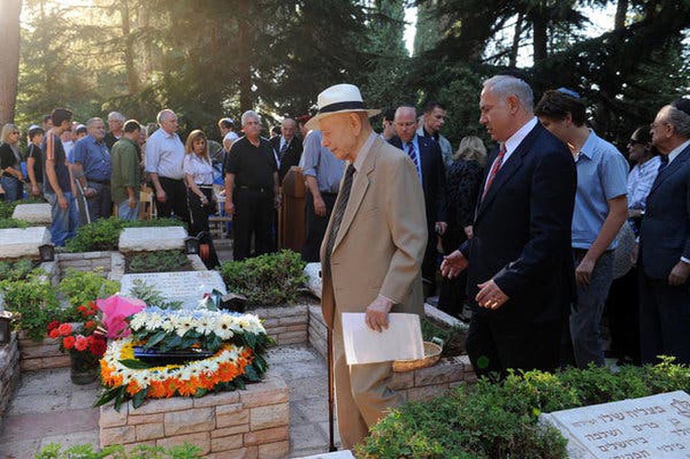 Cuộc đời cựu Thủ tướng Israel Netanyahu qua ảnh - Ảnh 11.