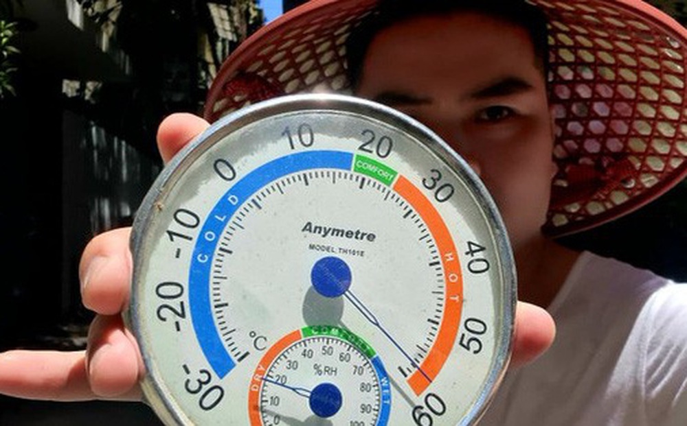 Choáng với nhiệt độ ngoài trời lên tới 60 độ C ở Hà Nội