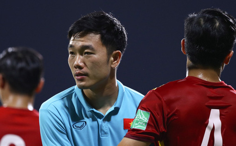 Chuyện giờ mới kể: 45 phút căng thẳng tột độ của tuyển Việt Nam trước UAE