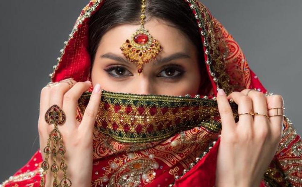 Ấn Độ: Chuẩn bị cưới lần thứ 6 thì bị bắt, chú rể lộ bí mật "động trời"