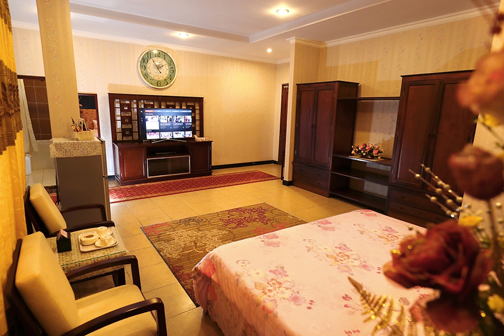 Bên trong khách sạn sạch không 1 hạt bụi của đại gia Phương Hằng tại khu Đại Nam - Ảnh 9.