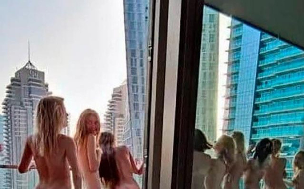 Tay chơi người Mỹ bán đấu giá video bí mật về nhóm gái xinh khoe thân ở Dubai