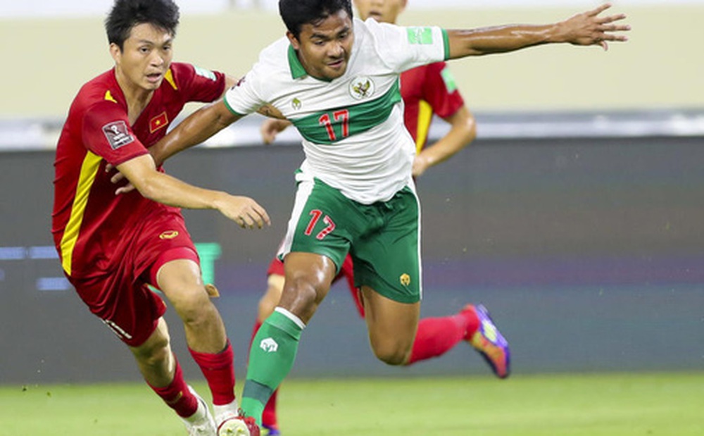 Đội nhà không ngừng đổ lỗi cho trọng tài vì bàn thắng của Tiến Linh, báo Indonesia chua chát: Đó là "nghiệp quật"