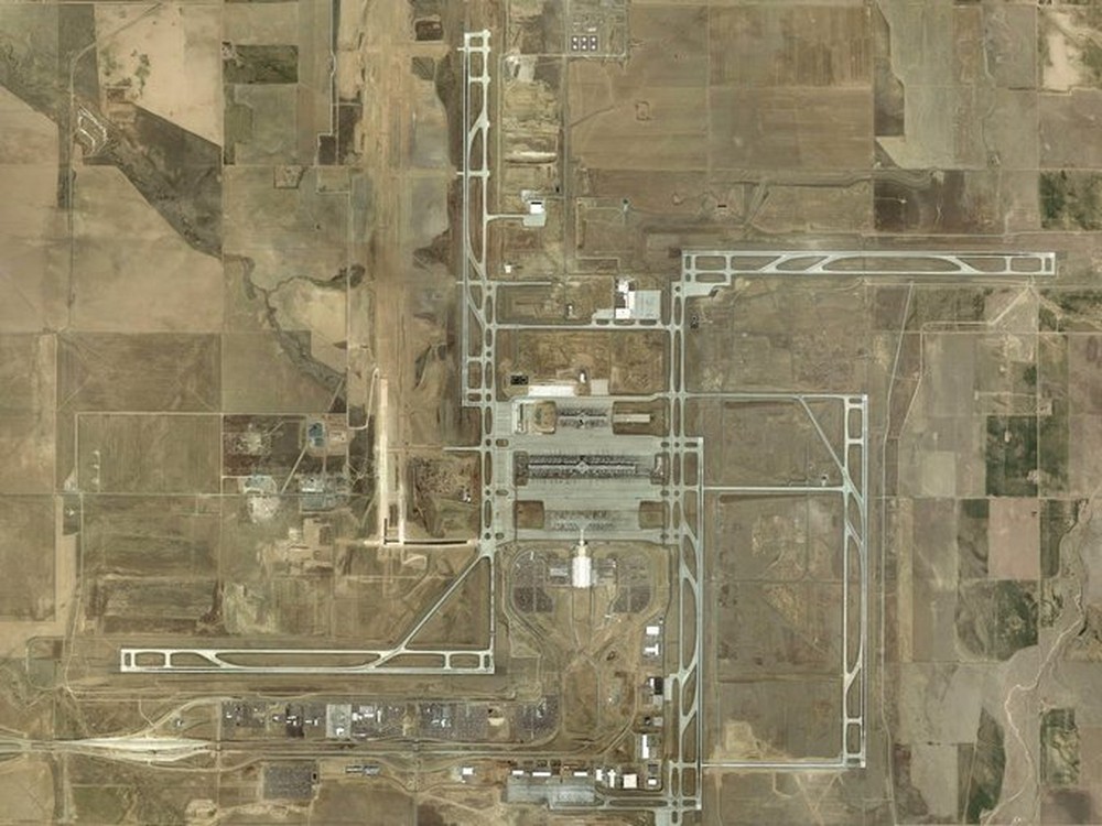Thực hư sân bay lớn nhất nước Mỹ chứa dấu hiệu kỳ quái về ngày tận thế - Ảnh 5.