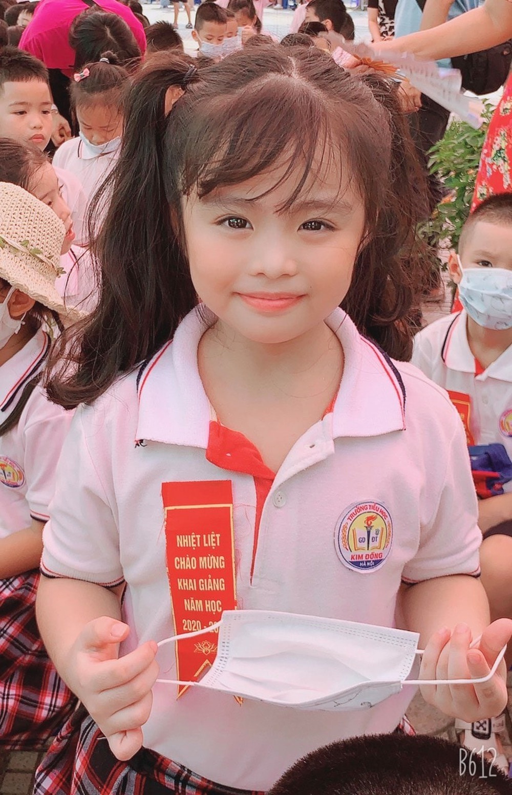 Chân dung nữ diễn viên nhí “phủ sóng” màn ảnh nhỏ phía Bắc - Ảnh 5.