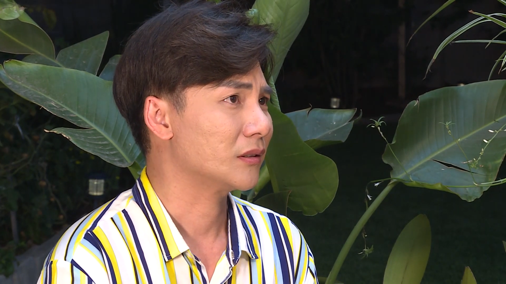 Ngọc Châu bật khóc: Tôi phải xin anh Hoài Tâm cho làm bưng bê, ngồi góc đường ăn một ổ bánh mỳ - Ảnh 3. Ngọc Châu bật khóc: Tôi phải xin anh Hoài Tâm cho làm bưng bê, ngồi góc đường ăn một ổ bánh mỳ - Ảnh 3.