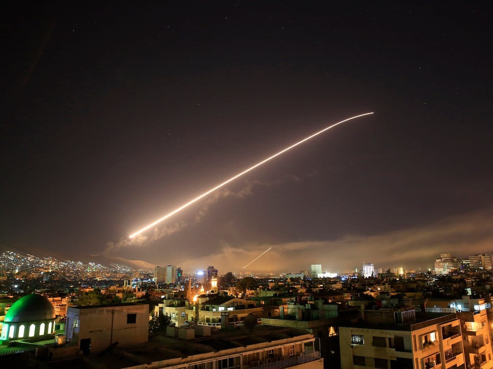 Lò lửa Syria sắp phát nổ: Tên lửa Nga lên nòng, tiêm kích Israel sẽ rụng như sung - Ảnh 2.