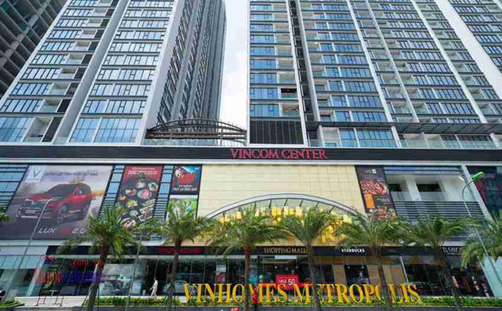 Vinhomes vượt Vingroup, trở thành doanh nghiệp vốn hóa lớn thứ 2 trên sàn chứng khoán