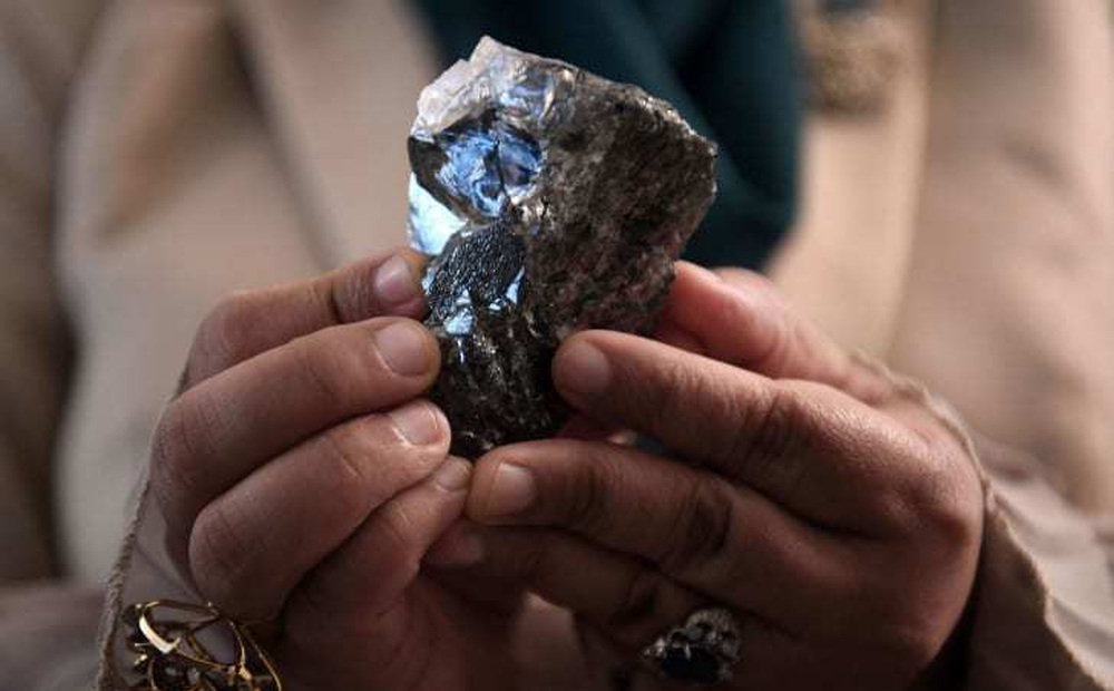Phát hiện kim cương 1.174 carat - một trong những viên lớn nhất thế giới ở Botswana