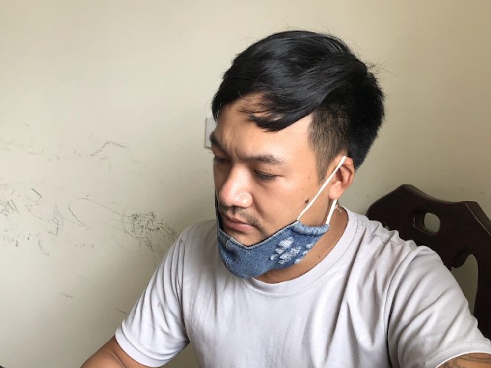 Thay biển số giả để chở 7 con hổ đi giao cho khách, lùi xe đâm nát đầu xe cảnh sát để chạy trốn - Ảnh 5.