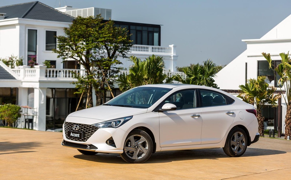Hyundai Accent 2021 giảm giá đậm tay đầu tháng Ngâu, khiến Toyota Vios "khóc thét"