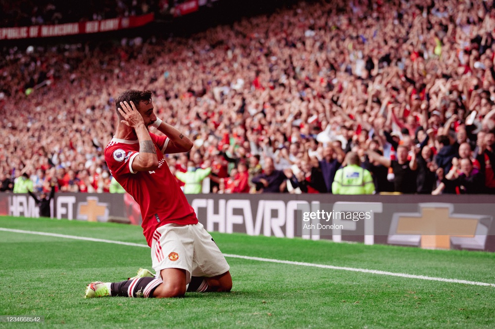 Bruno Fernandes bùng nổ với hat-trick, Man United đè bẹp Leeds bằng mưa bàn thắng - Ảnh 2.