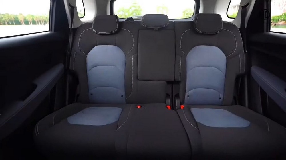Mẫu SUV MG giá 445 triệu nhưng trang bị không thể coi thường, Toyota Corolla Cross dè chừng - Ảnh 7.