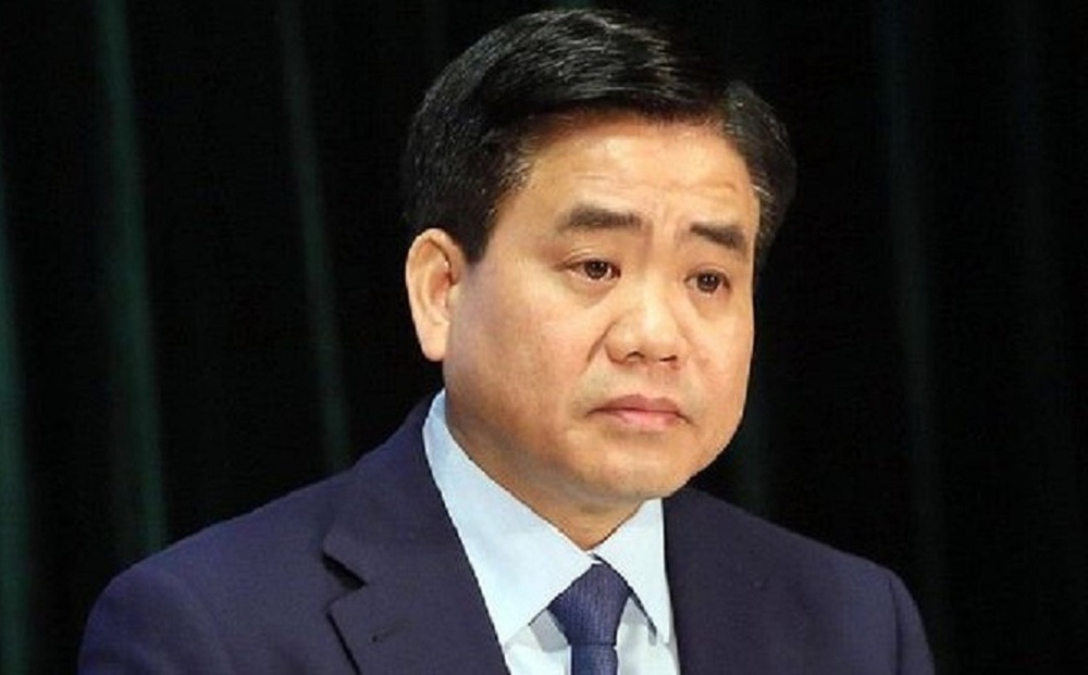 Cựu Chủ tịch Hà Nội Nguyễn Đức Chung bị cáo buộc là chủ mưu vụ mua Redoxy-3C làm sạch hồ, đổ tội cho cấp dưới