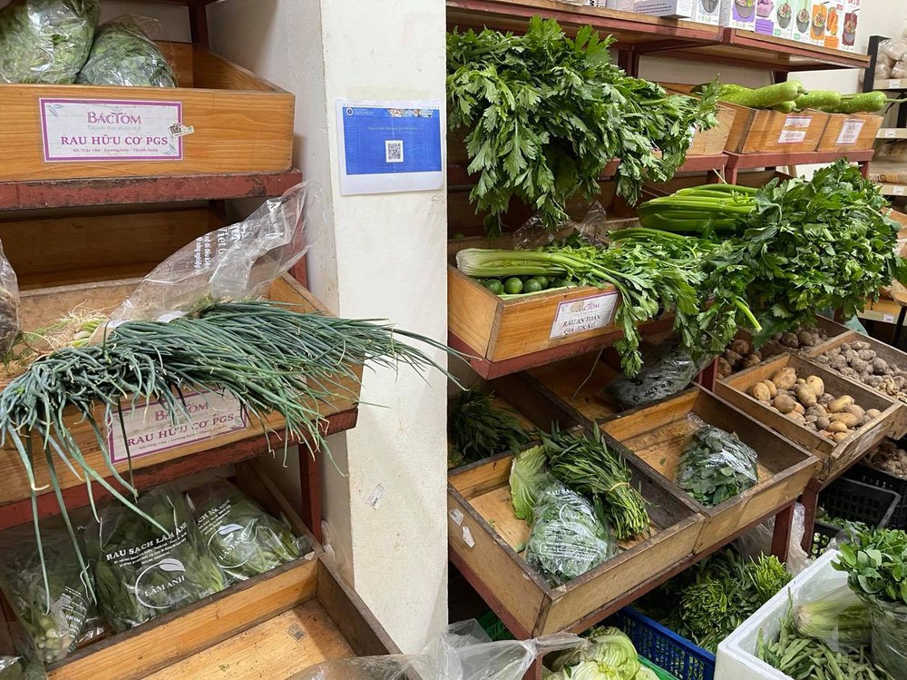 Giá thực phẩm ở Hà Nội tăng nhân ngày rằm tháng bảy - Ảnh 3.