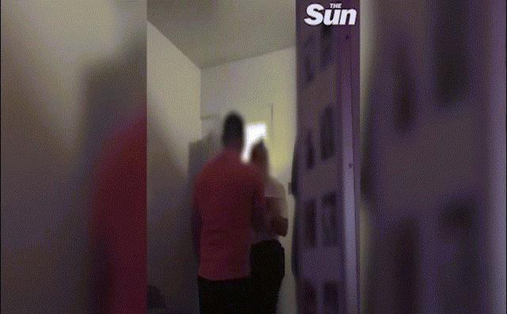 Anh: Rò rỉ clip quay lén nữ cai ngục thân mật với tù nhân nam