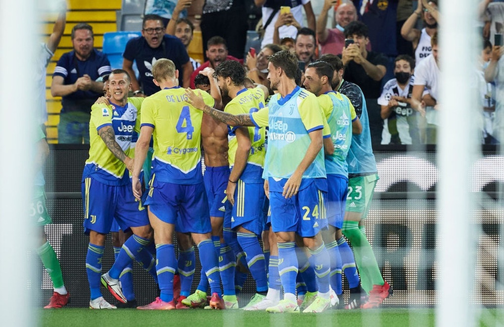 Bị cho vào sân dù cố tình không muốn đá, Ronaldo vẫn suýt sắm vai người hùng - Ảnh 5.