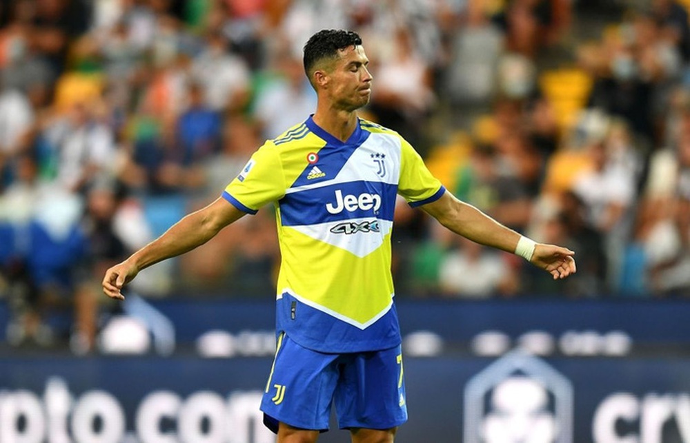 Bị cho vào sân dù cố tình không muốn đá, Ronaldo vẫn suýt sắm vai người hùng - Ảnh 8.