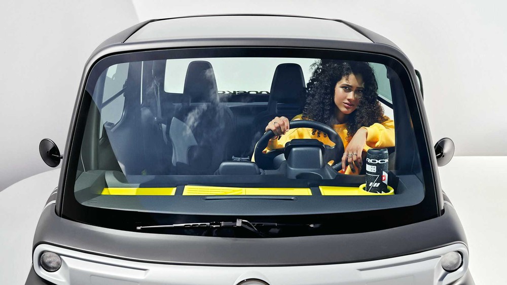Chiếc ô tô điện siêu nhỏ, có thể tự sạc tại nhà, giá ngang ngửa Honda SH - Ảnh 12.
