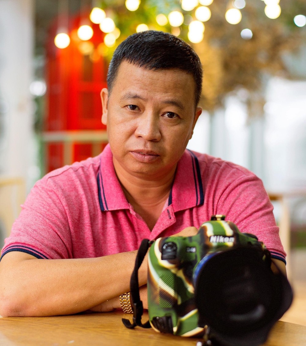 Nhà báo, cascadeur Lữ Đắc Long sinh năm 1966. Anh là võ sư, nhà báo và từng nổi tiếng với vai trò cascadeur (diễn viên đóng thế) trong nhiều vai diễn.