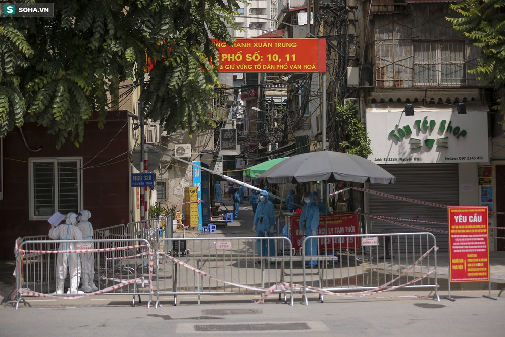 Thanh Xuân Trung có 371 ca mắc Covid-19, Phó Giám đốc CDC Hà Nội: Ít nhất 4 ngày nữa mới xác định được hết F0 - Ảnh 1.