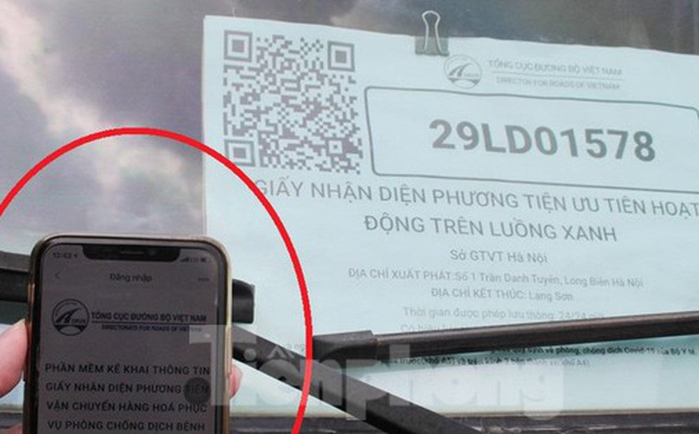 Hệ thống quét mã luồng xanh ở Thủ đô tê liệt, Thanh tra - CSGT tỏ ra... bối rối
