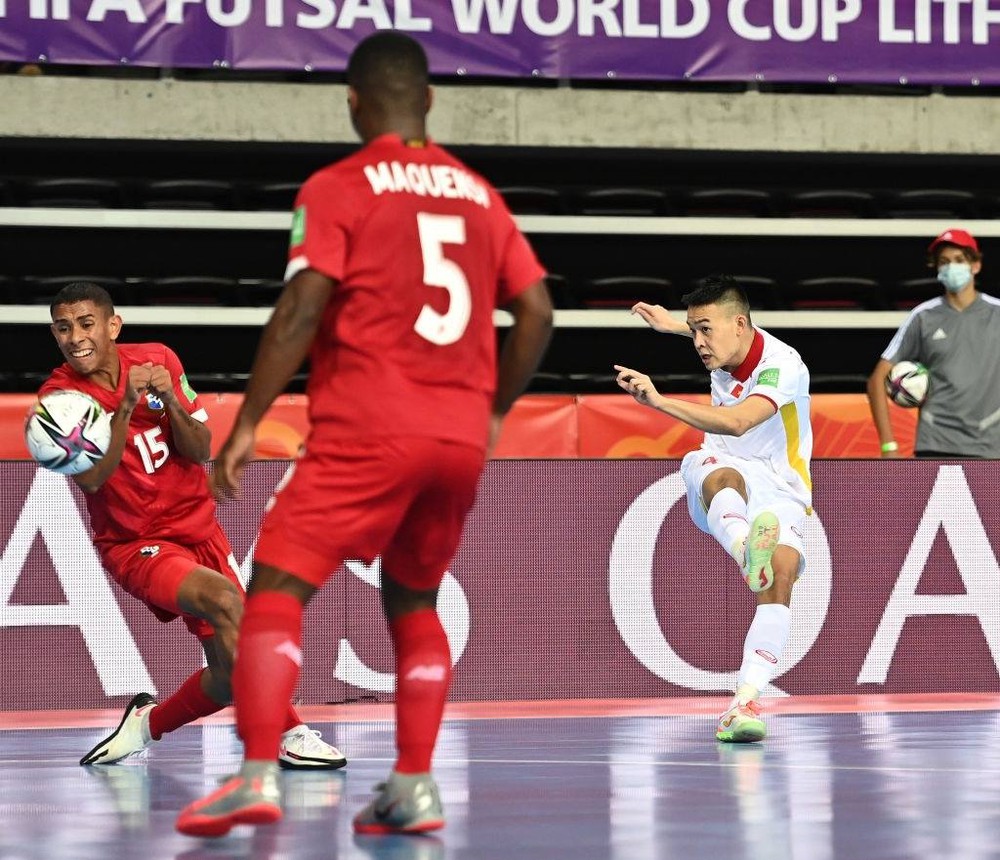 Tuyển Việt Nam hạ Panama theo kịch bản kịch tính tột độ, mở ra cơ hội đi tiếp ở World Cup - Ảnh 2.