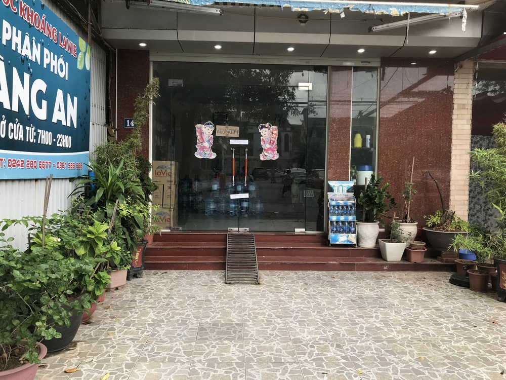 Vụ bé 6 tuổi nghi bị cha bạo hành tử vong ở Hà Nội: Đánh con không phải nhằm thoả cơn giận rồi gây sai lầm - Ảnh 2. Vụ bé 6 tuổi nghi bị cha bạo hành tử vong ở Hà Nội: Đánh con không phải nhằm thoả cơn giận rồi gây sai lầm - Ảnh 2.