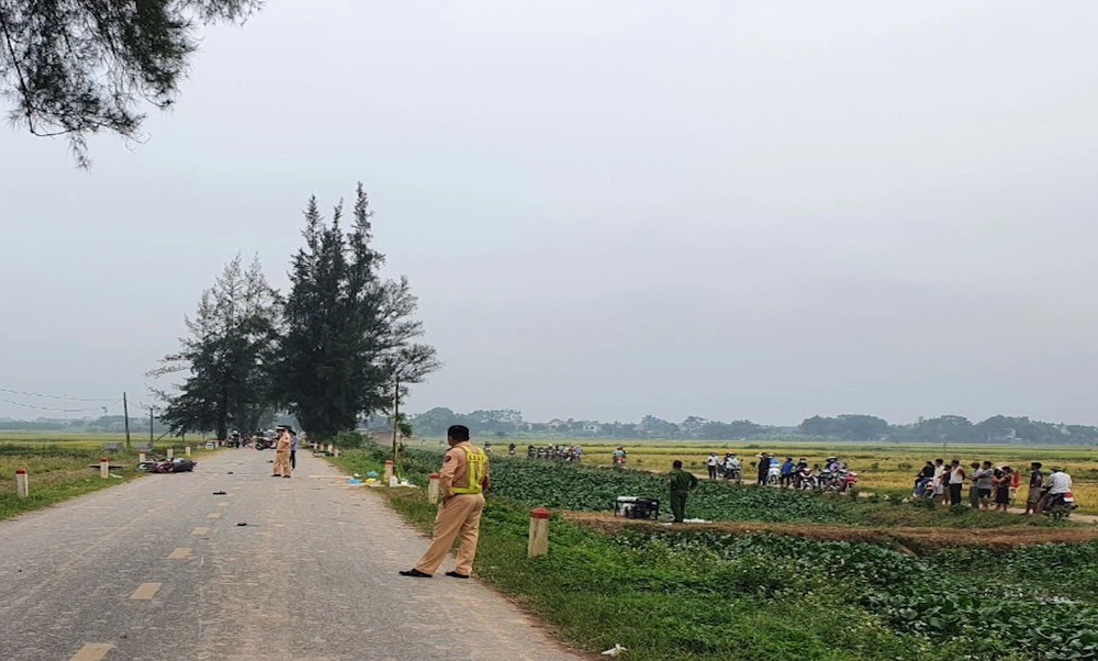 Hiện trường vụ tai nạn thảm khốc đêm Trung thu ở Phú Thọ khiến 5 thanh thiếu niên tử vong - Ảnh 5.