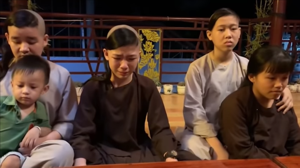 Trizzie Phương Trinh: Bác sĩ nói với con gái Phi Nhung rằng gia đình nên chuẩn bị tinh thần - Ảnh 4.