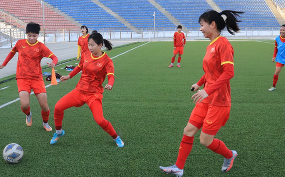Tạm quên chiến thắng 16-0, tuyển nữ Việt Nam đặt mục tiêu 3 điểm ở trận gặp chủ nhà Tajikistan