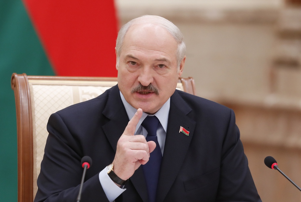 Sự biến mất của Bộ trưởng QP Belarus làm lộ tẩy kế hoạch của ông Lukashenko: Ukraine hóa bình phong? - Ảnh 3.