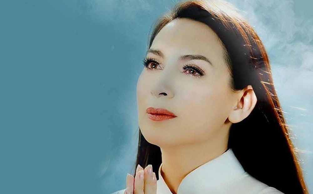 "Chỉ một câu nói đó của Phi Nhung thôi mà tôi nhớ suốt đời" "Chỉ một câu nói đó của Phi Nhung thôi mà tôi nhớ suốt đời"