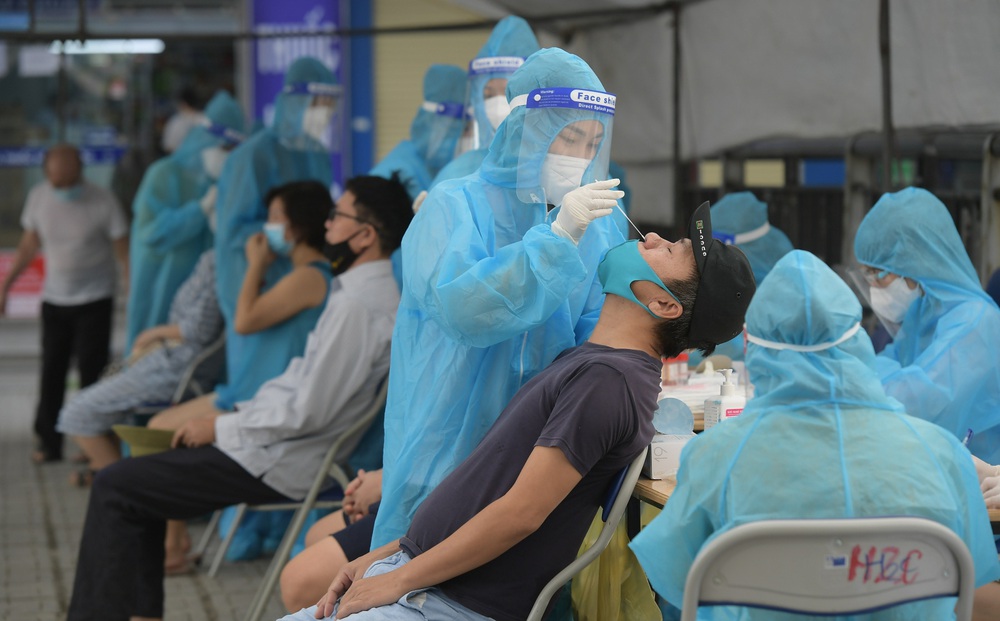 Hà Nội: Xét nghiệm Covid-19 cho 100% người dân thành phố từ ngày 6 - 12/9