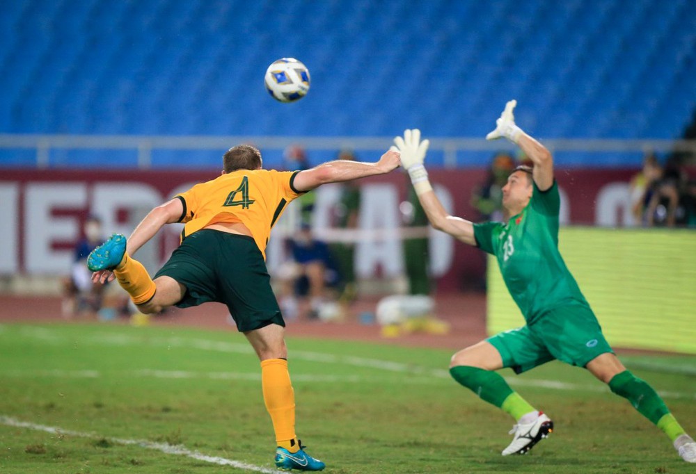 Kết quả Việt Nam vs Australia: Vô duyên với VAR, tuyển Việt Nam gục ngã cực kỳ đáng tiếc trên sân Mỹ Đình - Ảnh 3.