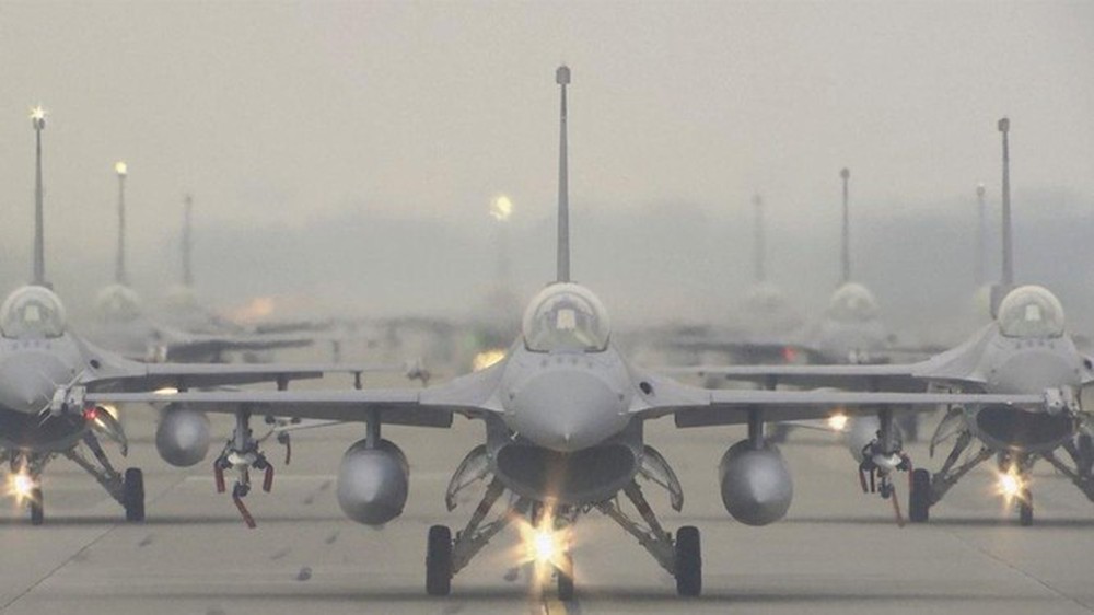 Tại sao F-16V vẫn là hy vọng lớn nhất của Đài Loan khi đối phó Mãnh long J-20 của Trung Quốc? - Ảnh 1.