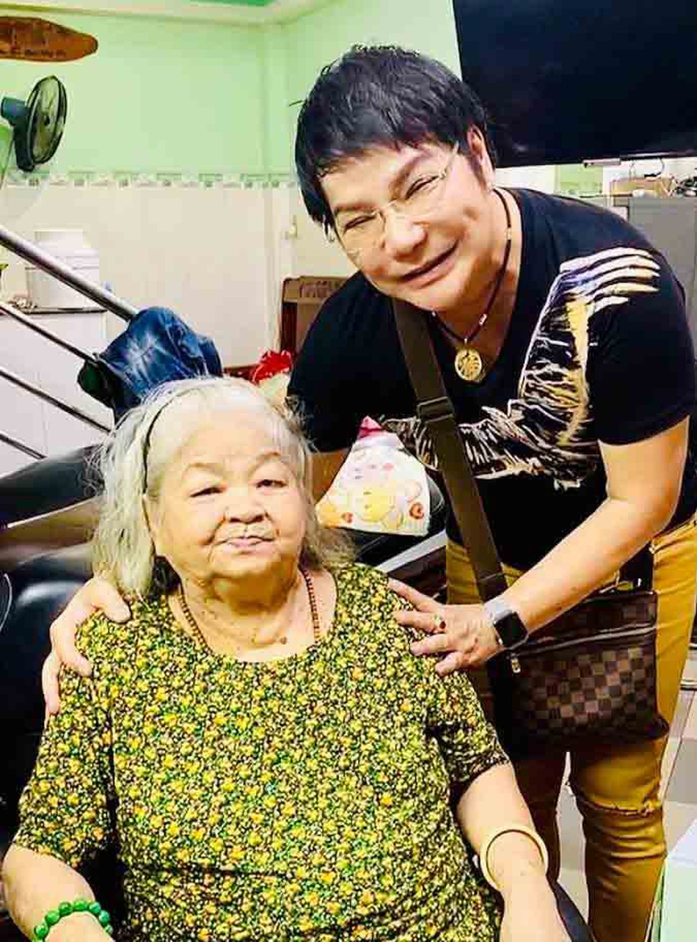 Nghệ sĩ Linh Tâm: Tôi vừa sang Mỹ thì mẹ mất, đau xót vô cùng nhưng không về được - Ảnh 3. Nghệ sĩ Linh Tâm: Tôi vừa sang Mỹ thì mẹ mất, đau xót vô cùng nhưng không về được - Ảnh 3.