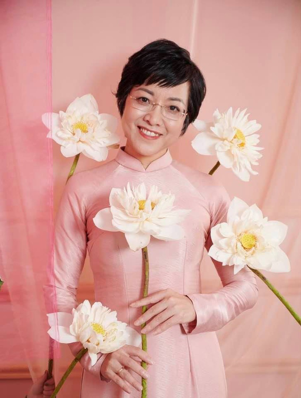MC Thảo Vân: Khi được báo sẽ không xuất hiện ở Táo quân 2022, nước mắt dâng lên - Ảnh 2.