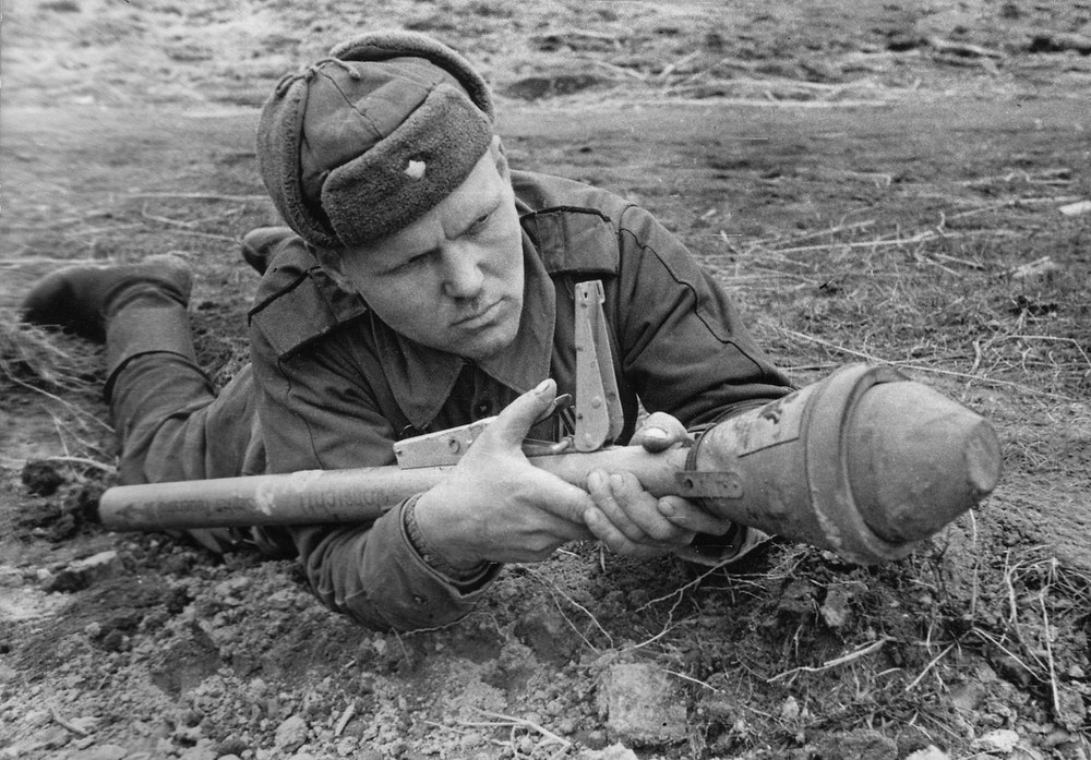 1.000 tên lửa Anh vừa tới tay QĐ Ukraine: Mạnh hơn Javelin nhưng sẽ giống Panzerfaust? - Ảnh 7.