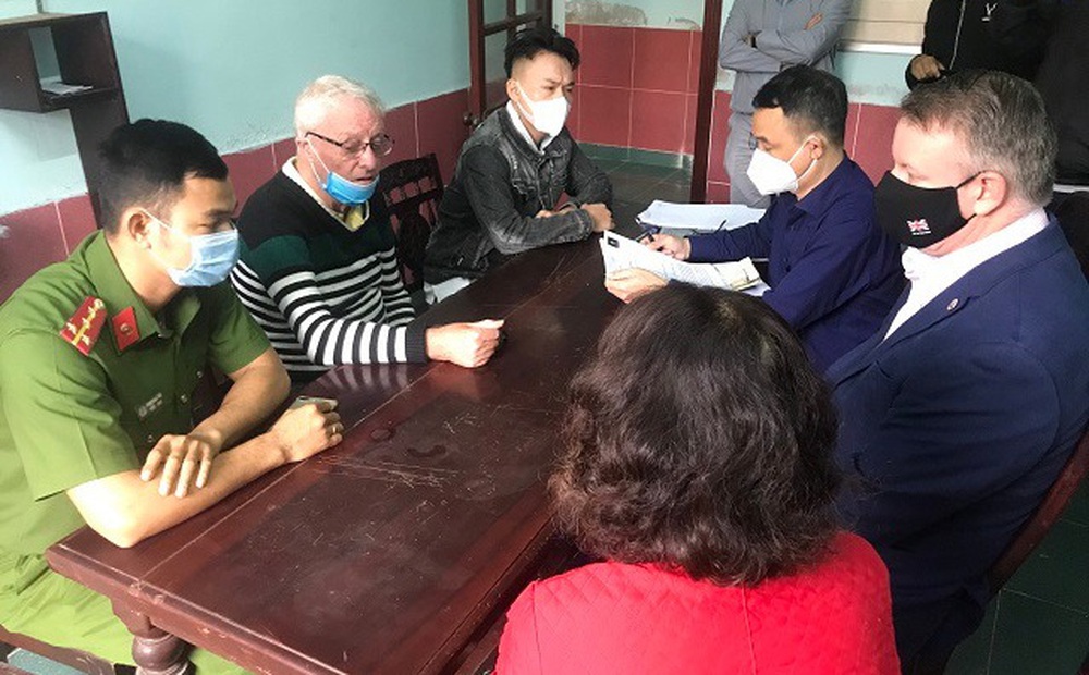 Tóm gọn kẻ mang lệnh truy nã quốc tế vì tội "tấn công tình dục" ở phố cổ Hội An