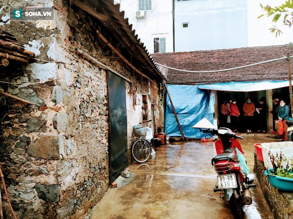 Công nhân thu gom rác ở Hà Nội bị nợ lương nhiều tháng: Tết này ấm cúng hơn rồi - Ảnh 1.