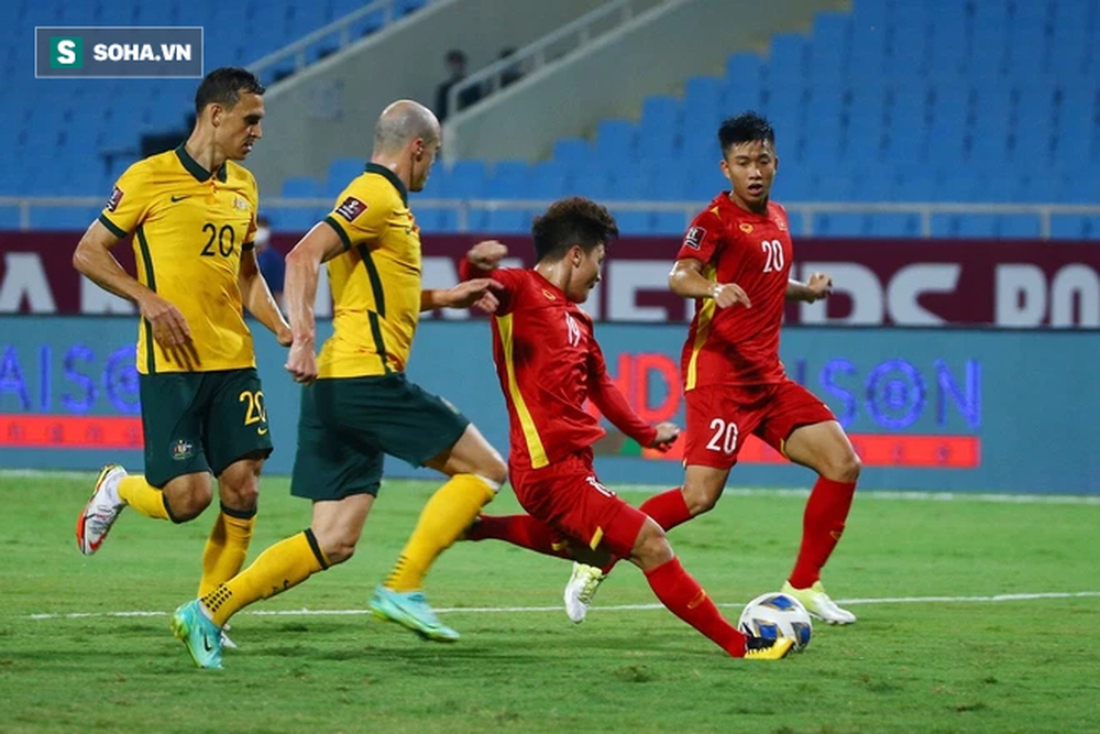 NÓNG: Cựu sao từng vô địch Champions League mở lời muốn đưa Quang Hải sang châu Âu thi đấu - Ảnh 2. NÓNG: Cựu sao từng vô địch Champions League mở lời muốn đưa Quang Hải sang châu Âu thi đấu - Ảnh 2.