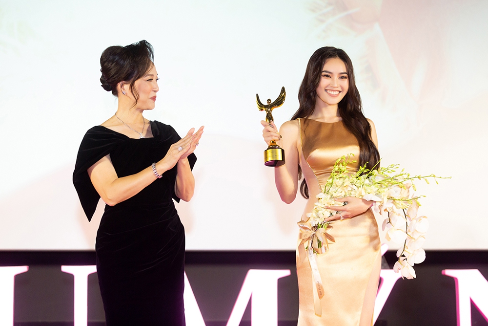 Ninh Dương Lan Ngọc: Tôi áp lực khi nhận danh hiệu “Đại mỹ nhân màn ảnh Việt” - Ảnh 3.